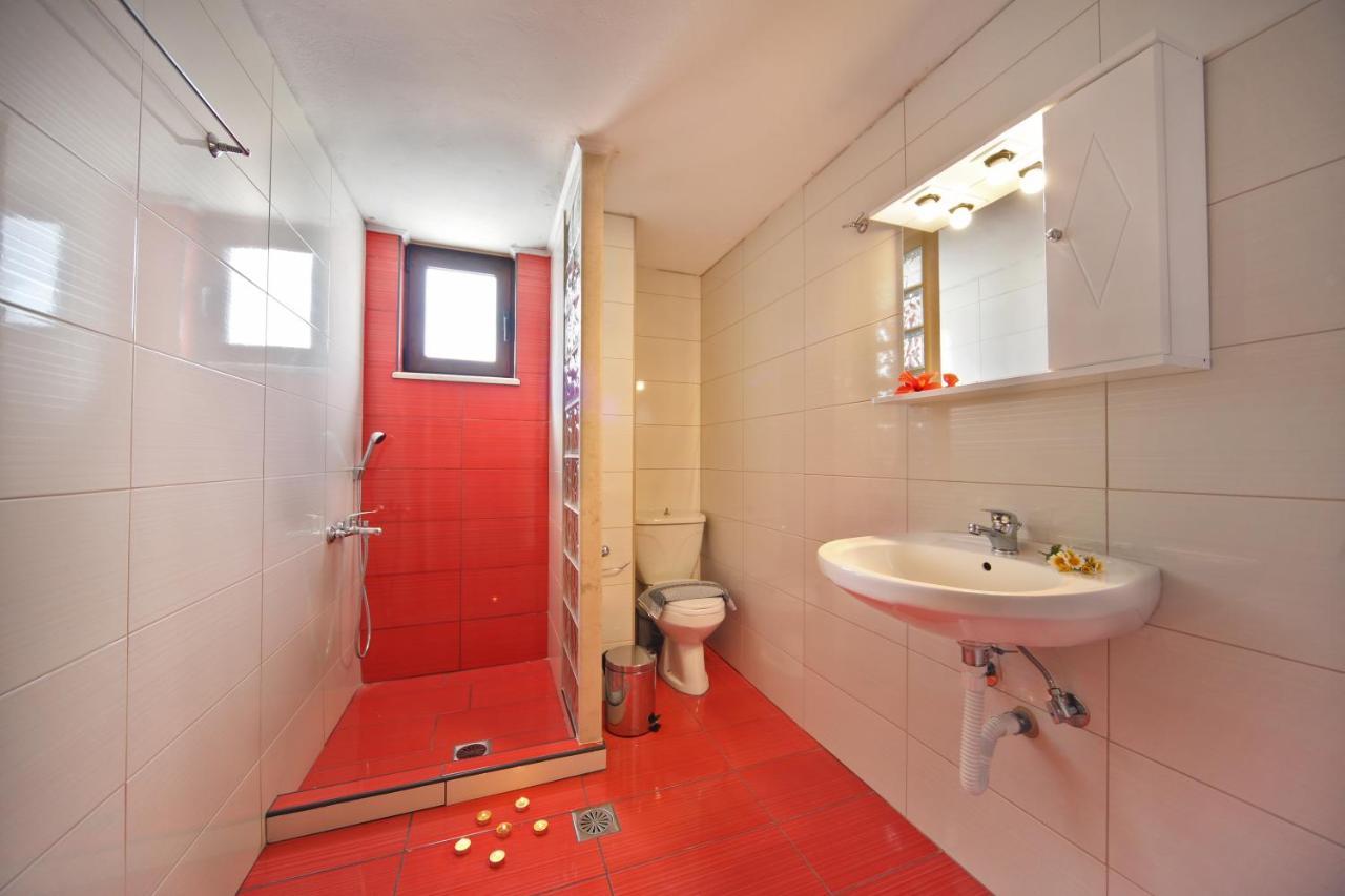 Sfakia Thea Apartments Luaran gambar